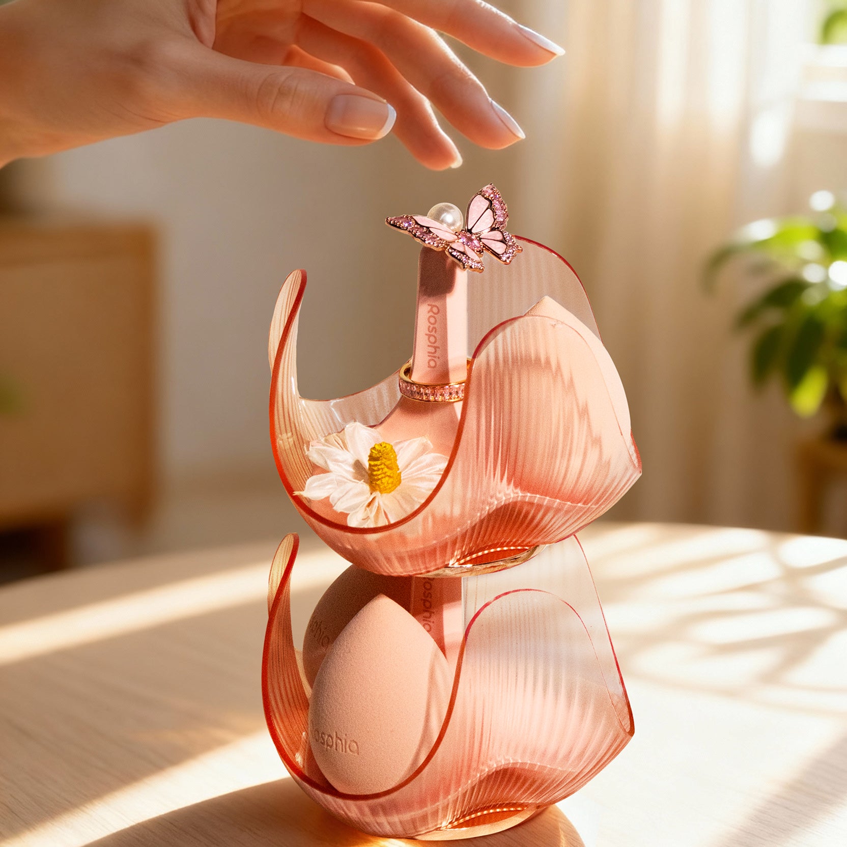 Beauty Sponge with Rotating Petal Organizer